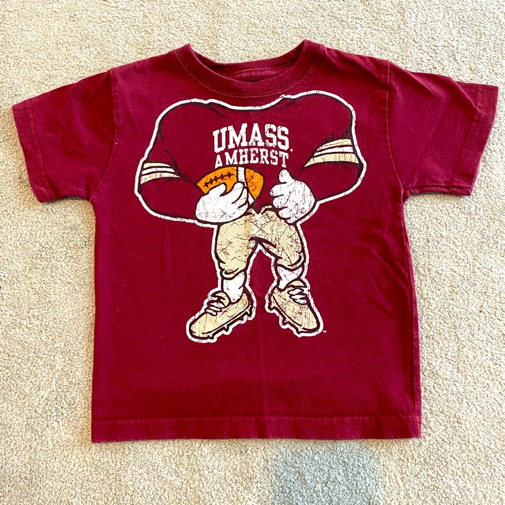 University of Massachusetts Amherst (UMass) toddler size 3T t-shirt.